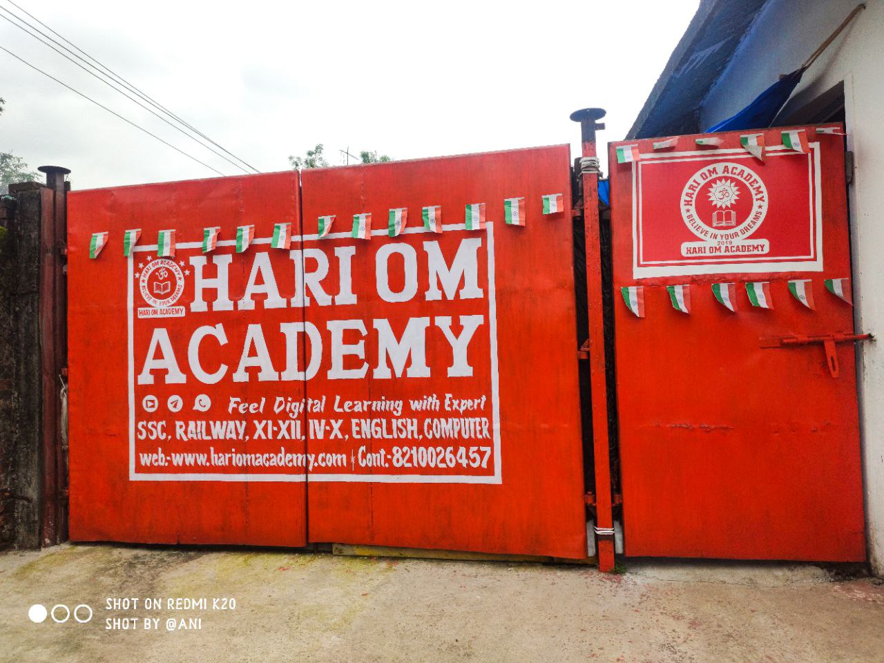 Hari om Academy